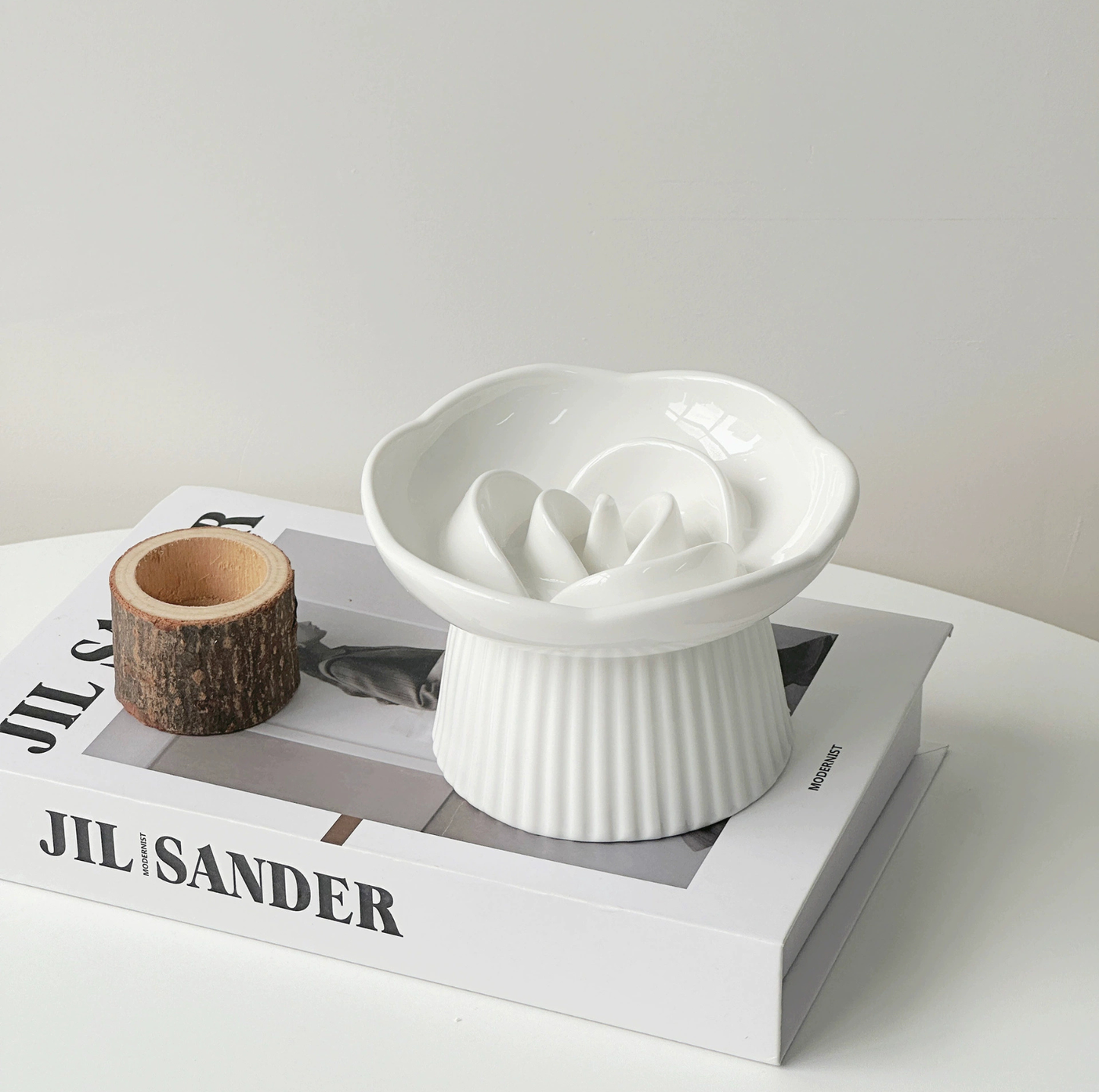 Rose-Styled Elevated Ceramic Pet Slow Feeder