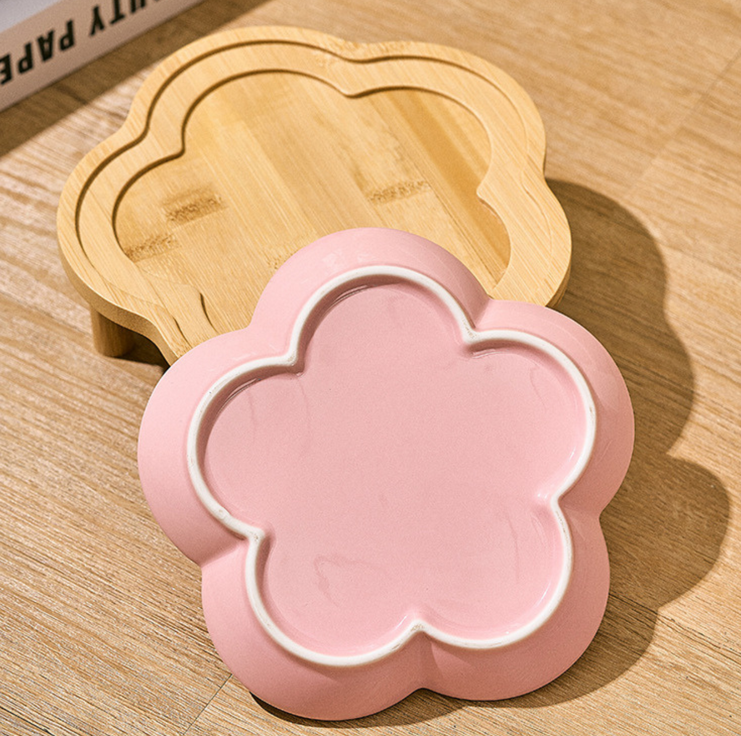 Flower-Shaped Ceramic Pet Bow