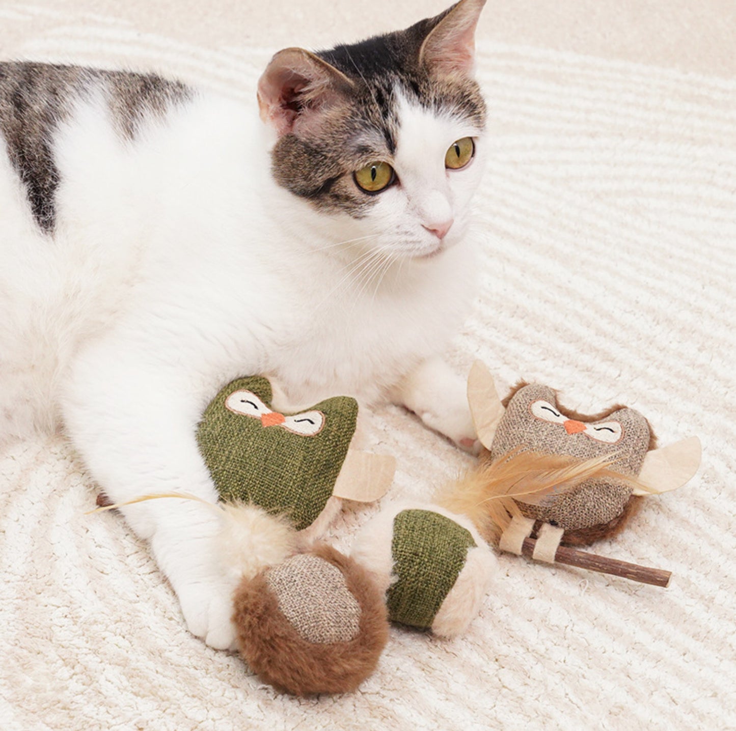 Linen Owl Cat Catnip Chew Toy