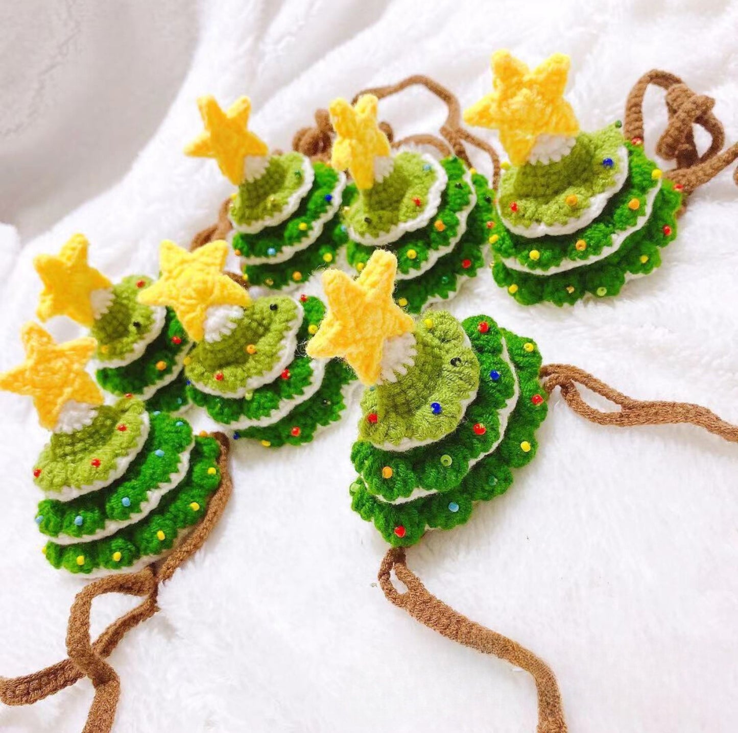 Knitted Pine Tree Christmas Pet Hat: Handcrafted Festive Accessory for Cats & Small-Medium Dogs