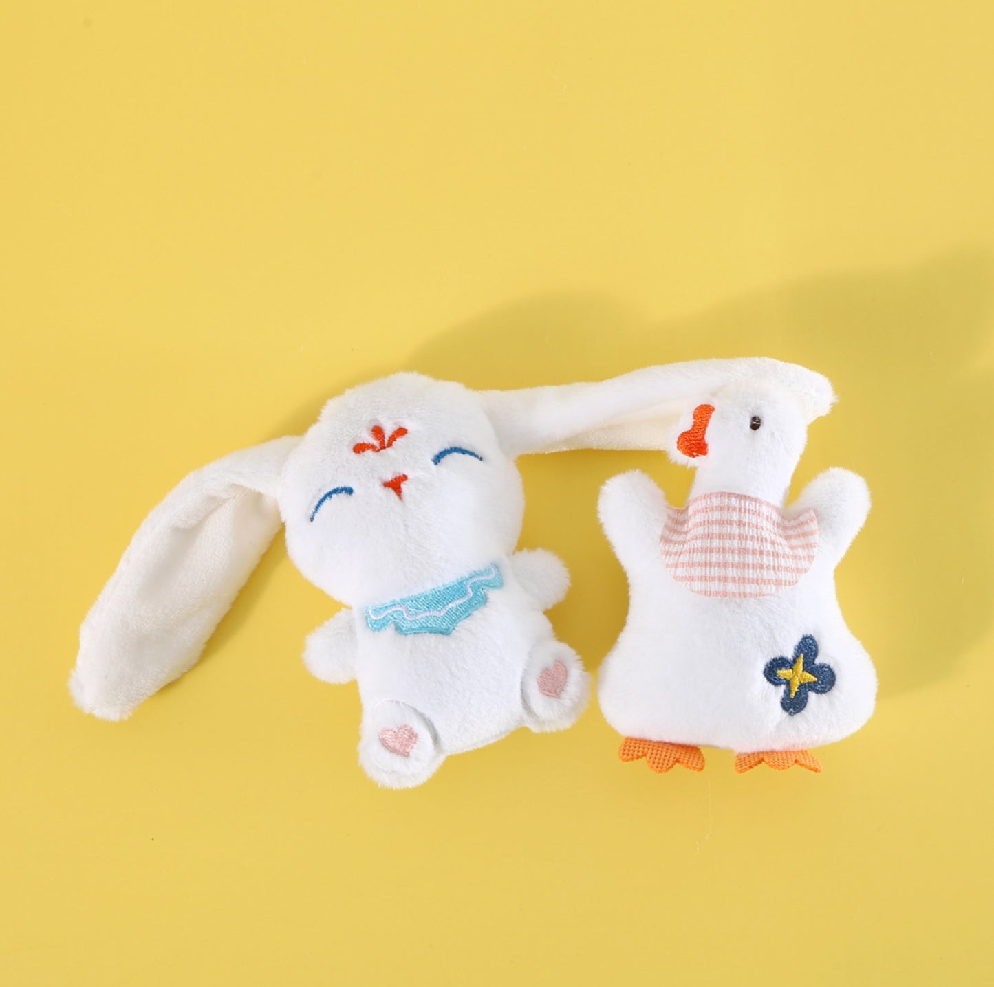 Plush Cartoon Cat Toy with Catnip – Soft, Fun & Irresistible