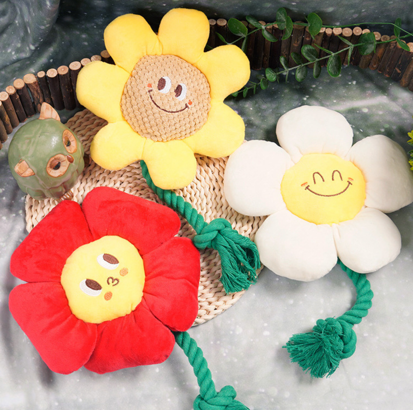 Smiley Flower Plush Dog Toys