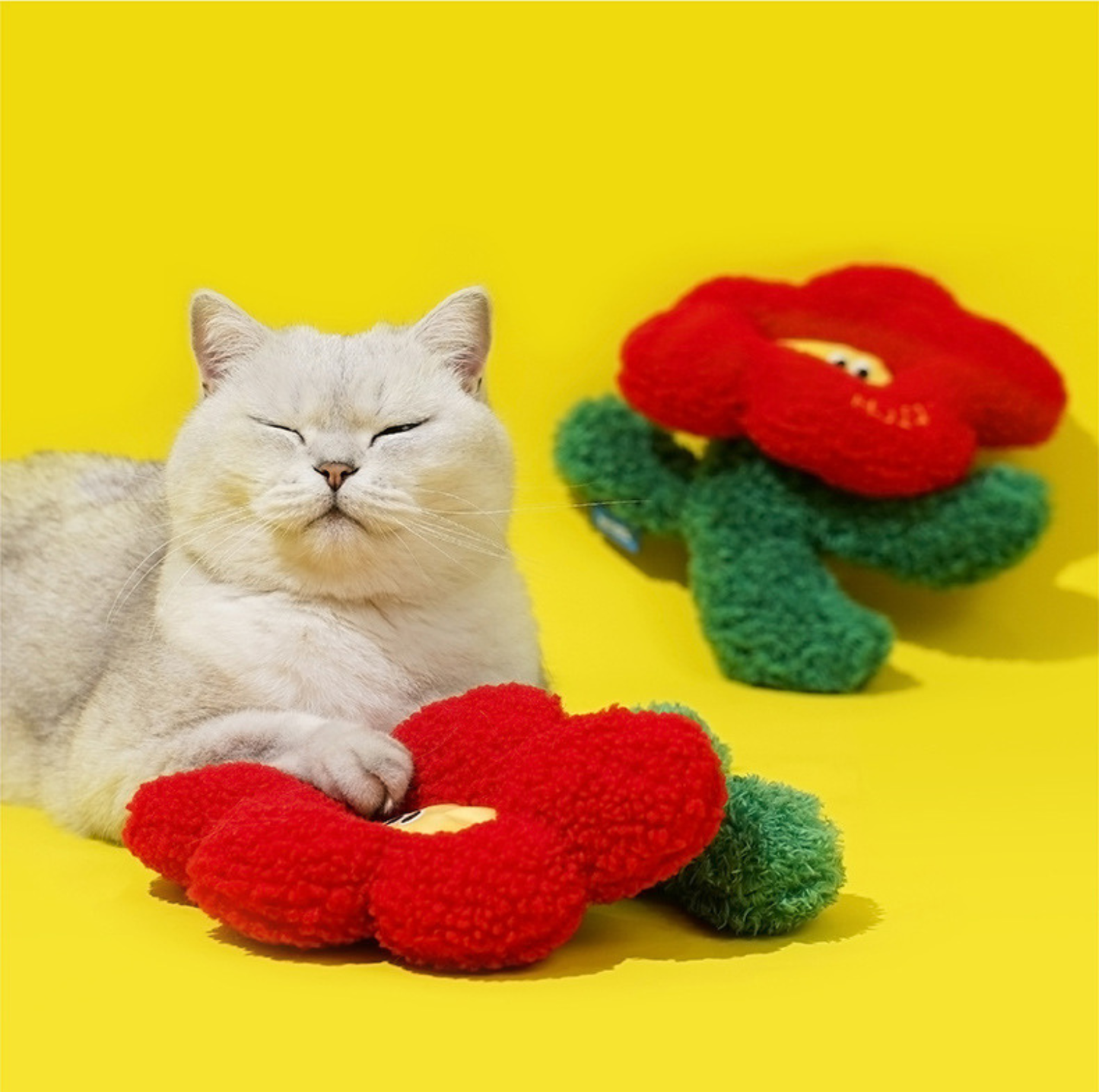 ZeZe Bloom Catnip Pillow Toy