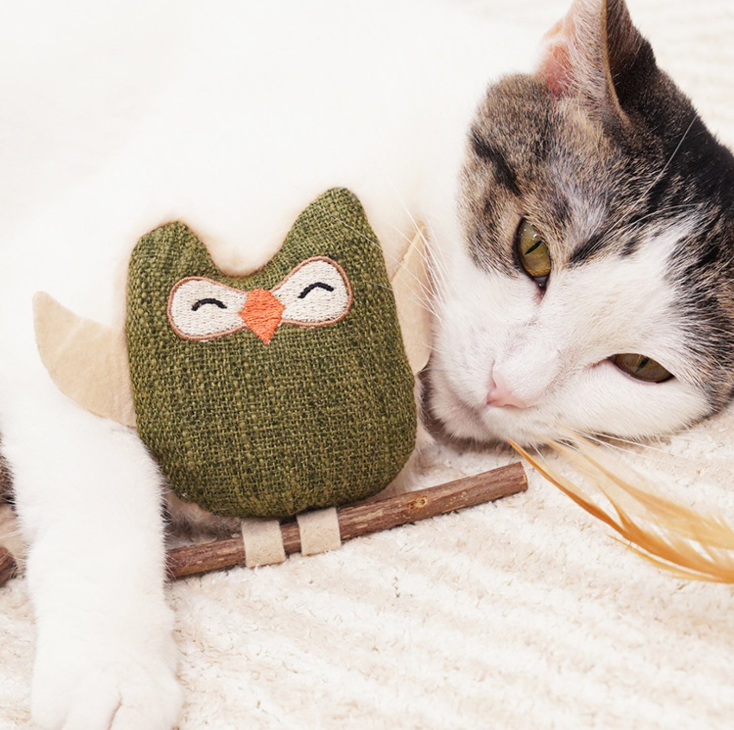 Linen Owl Cat Catnip Chew Toy