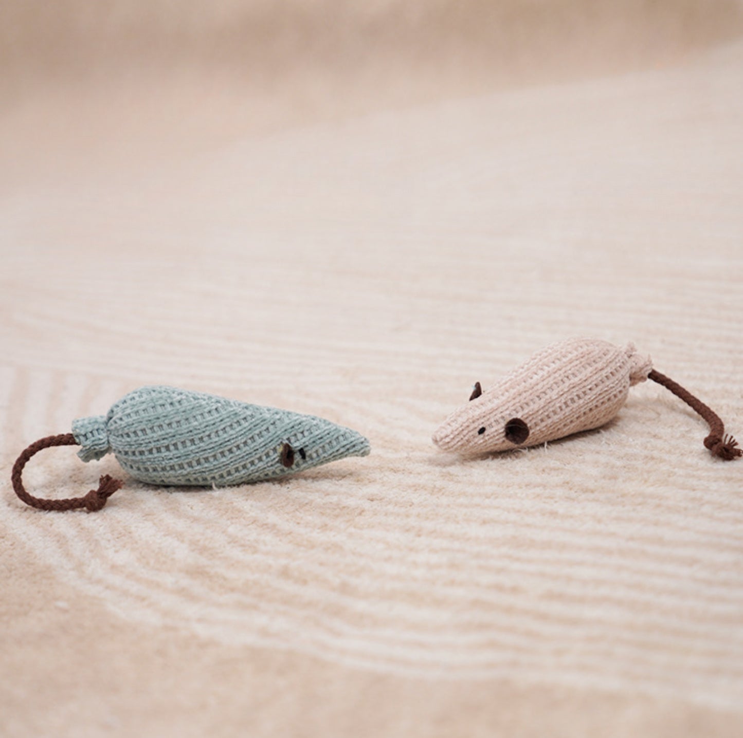 Eco-friendly Woven Yarn Catnip Toys - {{product.type}} - PawPawUp