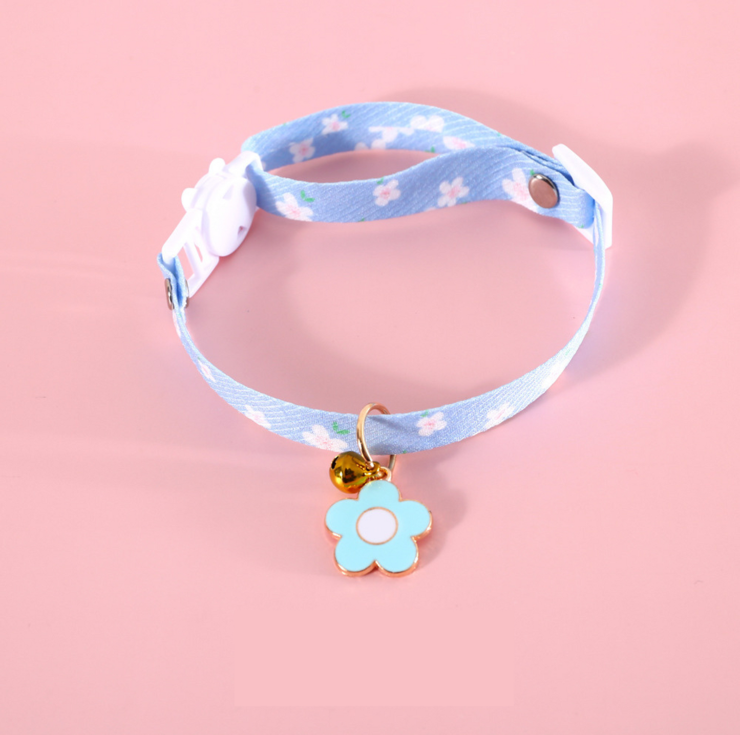 Flower Series Pendant Style Adjustable Pet Collar - {{product.type}} - PawPawUp