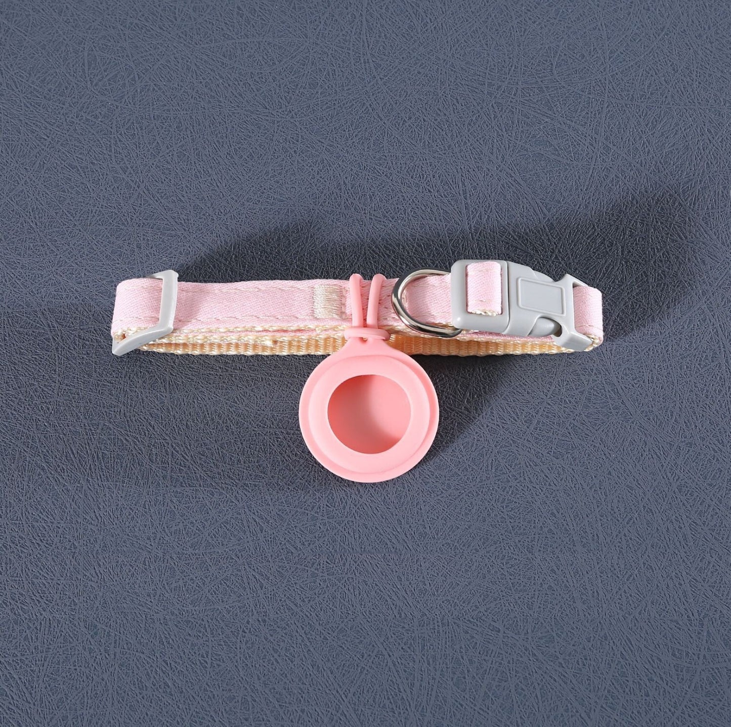 Pet Accessory Collar with Silicone AirTag Pocket Safety & Tracking - {{product.type}} - PawPawUp
