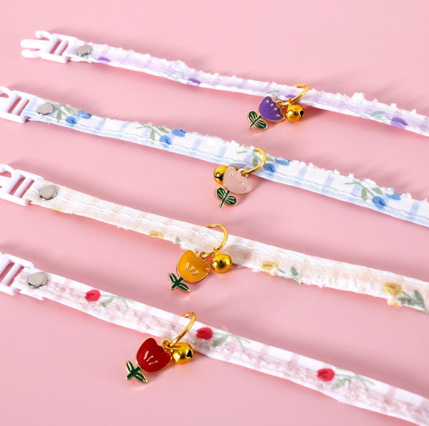 Pet Tulip Pendant Bell Adjustable Collar - {{product.type}} - PawPawUp