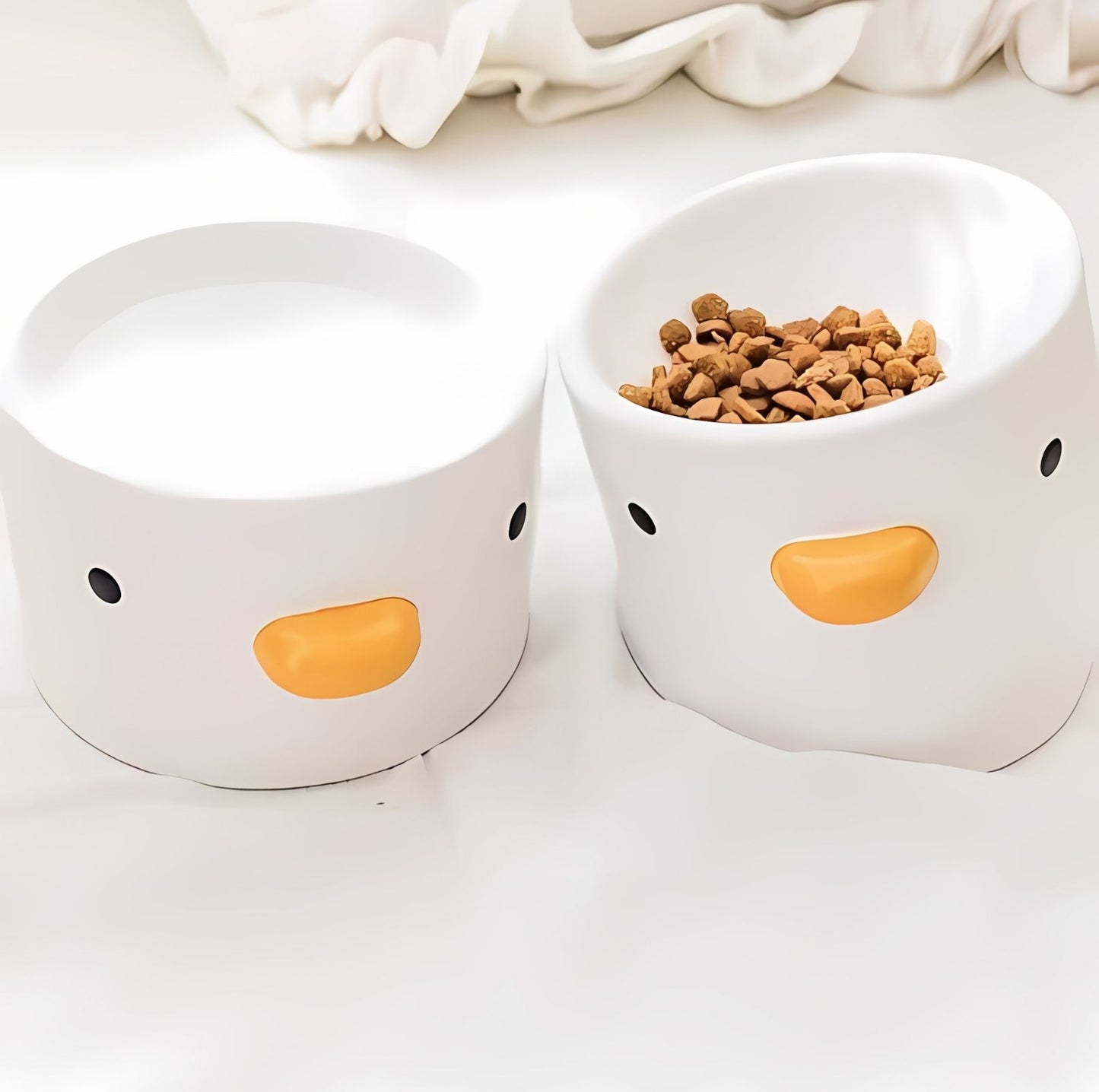 PURROOM Little Chicken Flat Ceramic Cat Bowls and Dog Bowls - {{product.type}} - PawPawUp