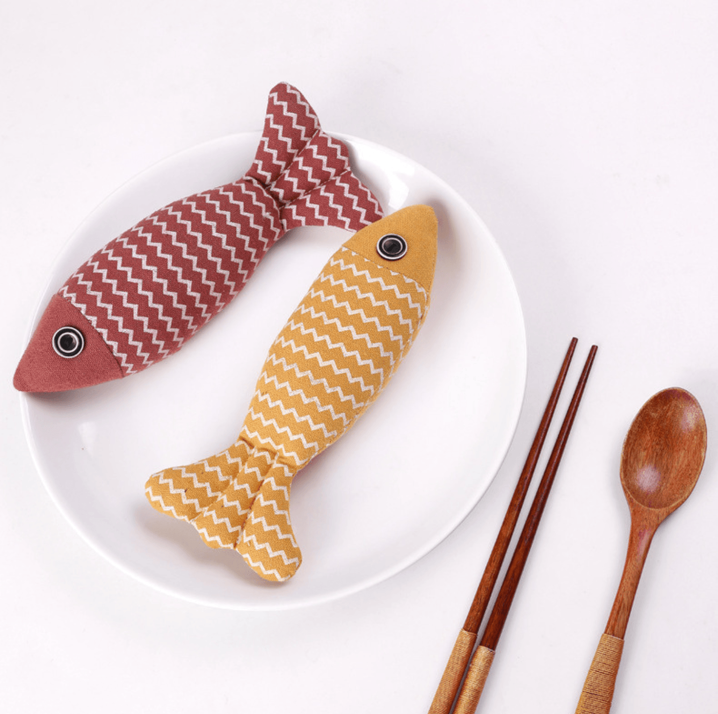 Realistic Burlap Fish Cat Toy with Catnip - {{product.type}} - PawPawUp