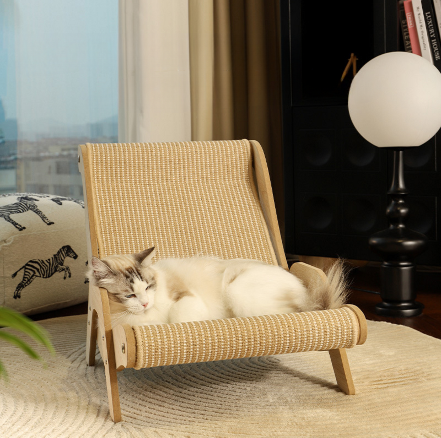 Sisal Lounge Chair for Cats – Scratcher & Sofa in One - {{product.type}} - PawPawUp