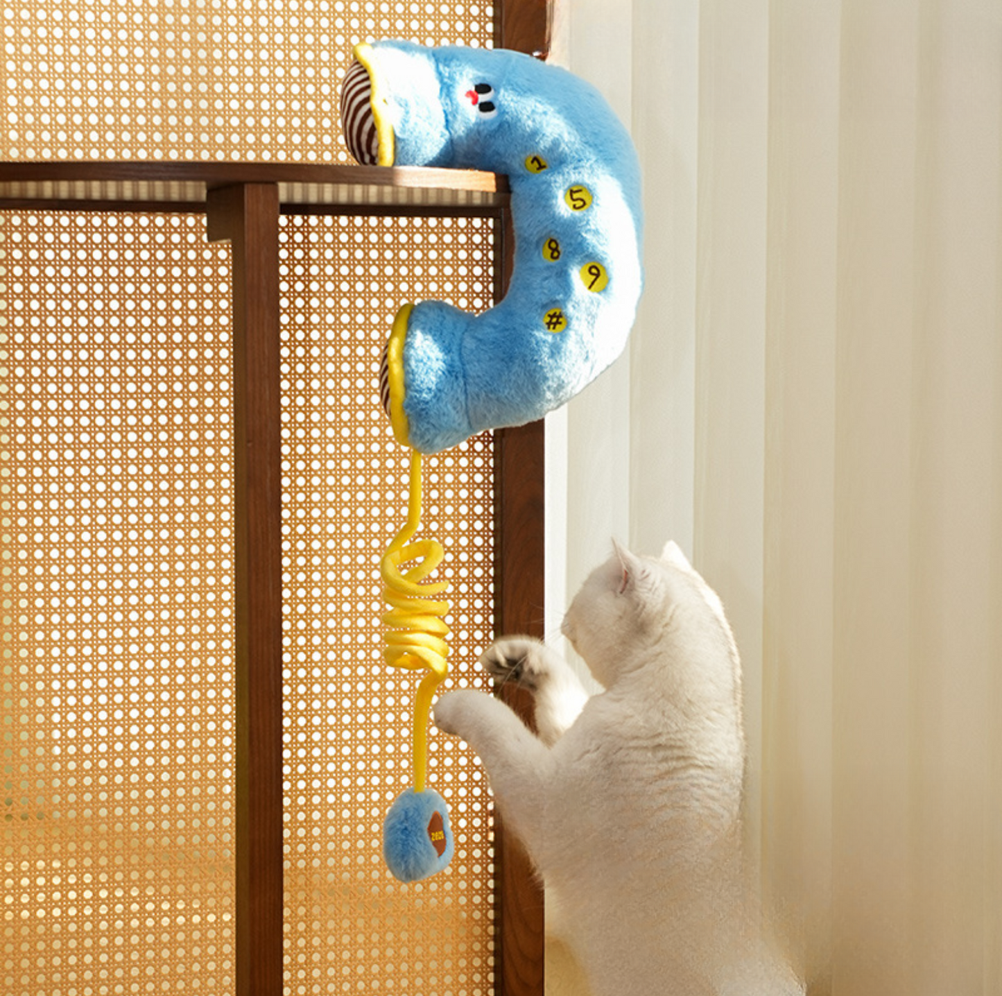 ZeZe Plush Pet Pillow Toy – Soft Cuddly Kicker - {{product.type}} - PawPawUp