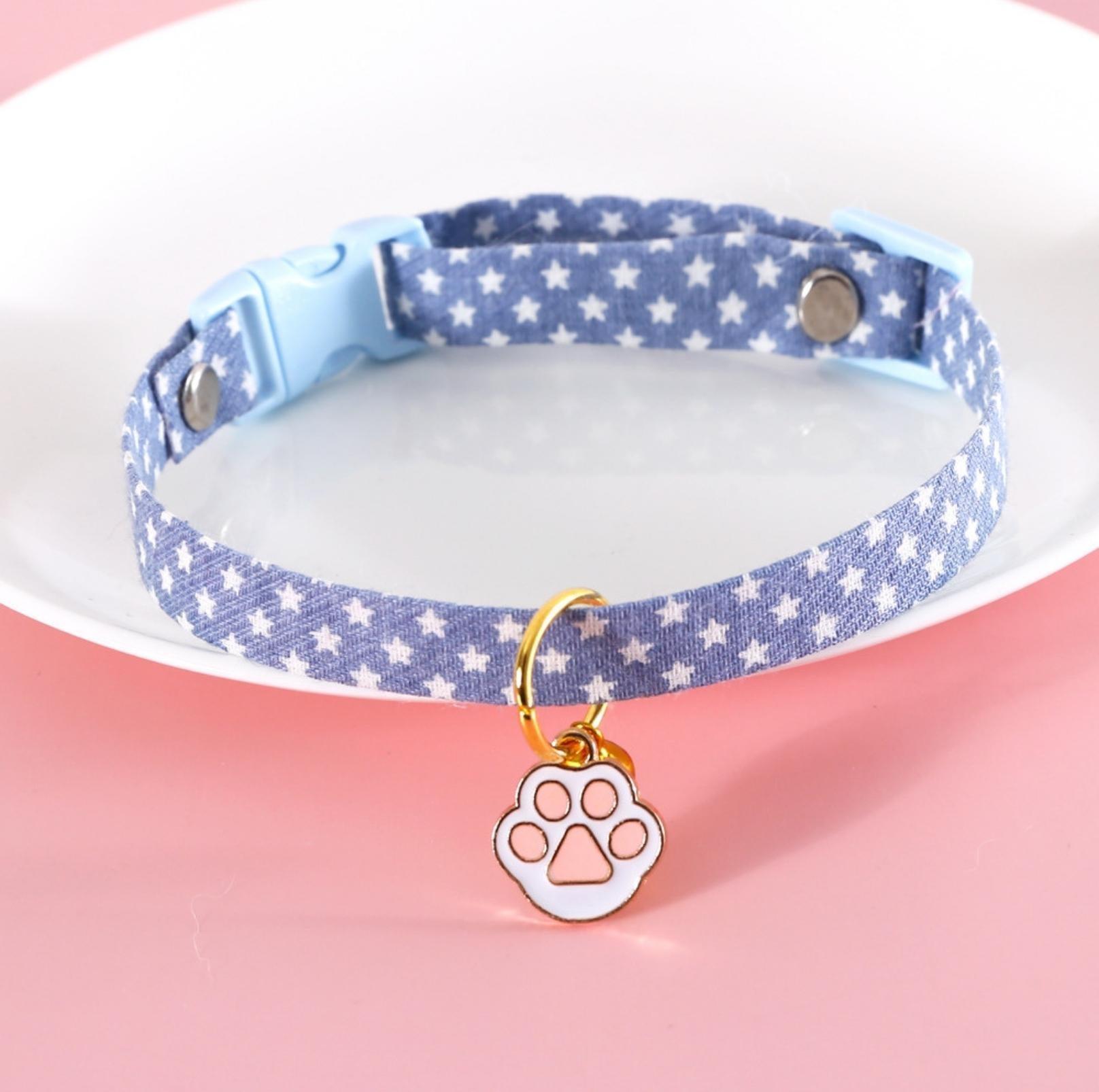 Adjustable Pet Collar with Lovely Charm and Copper Bell for Cats and Small Dogs - {{product.type}} - PawPawUp