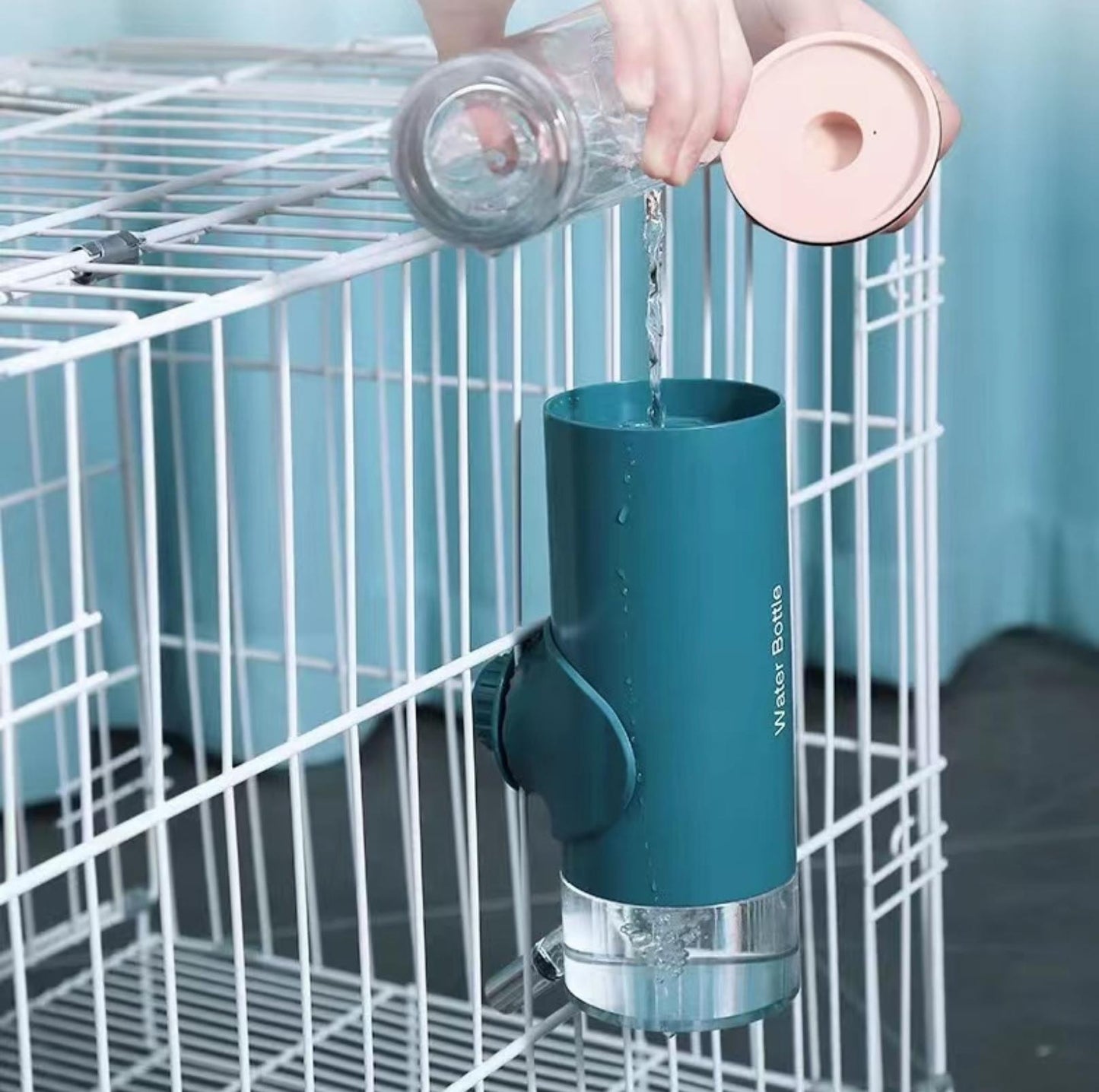 Hanging Pet Water Dispenser - Cage And Kennel Use - {{product.type}} - PawPawUp