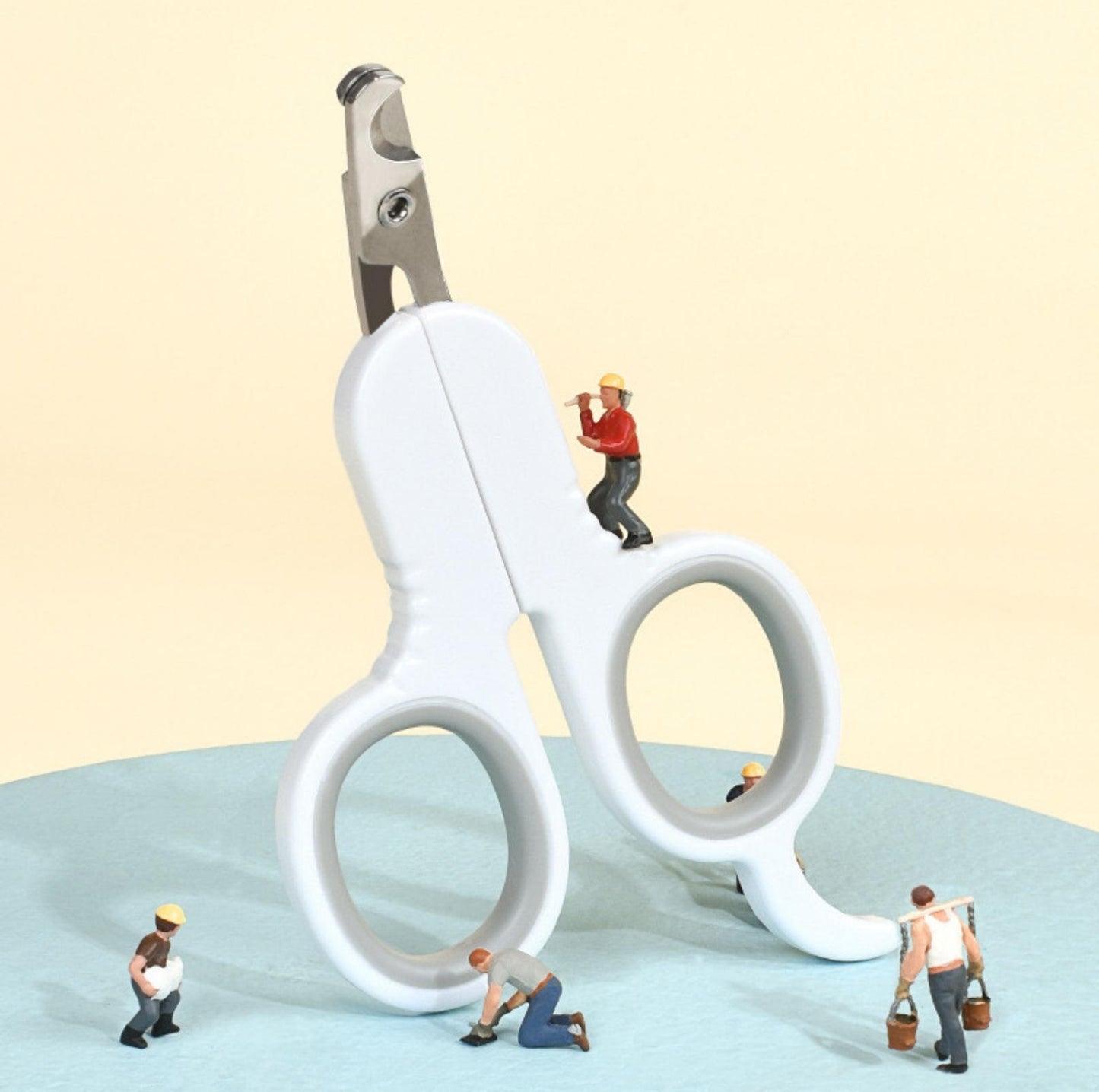 Pakeway "Q" Shape Pet Nail Clippers - {{product.type}} - PawPawUp