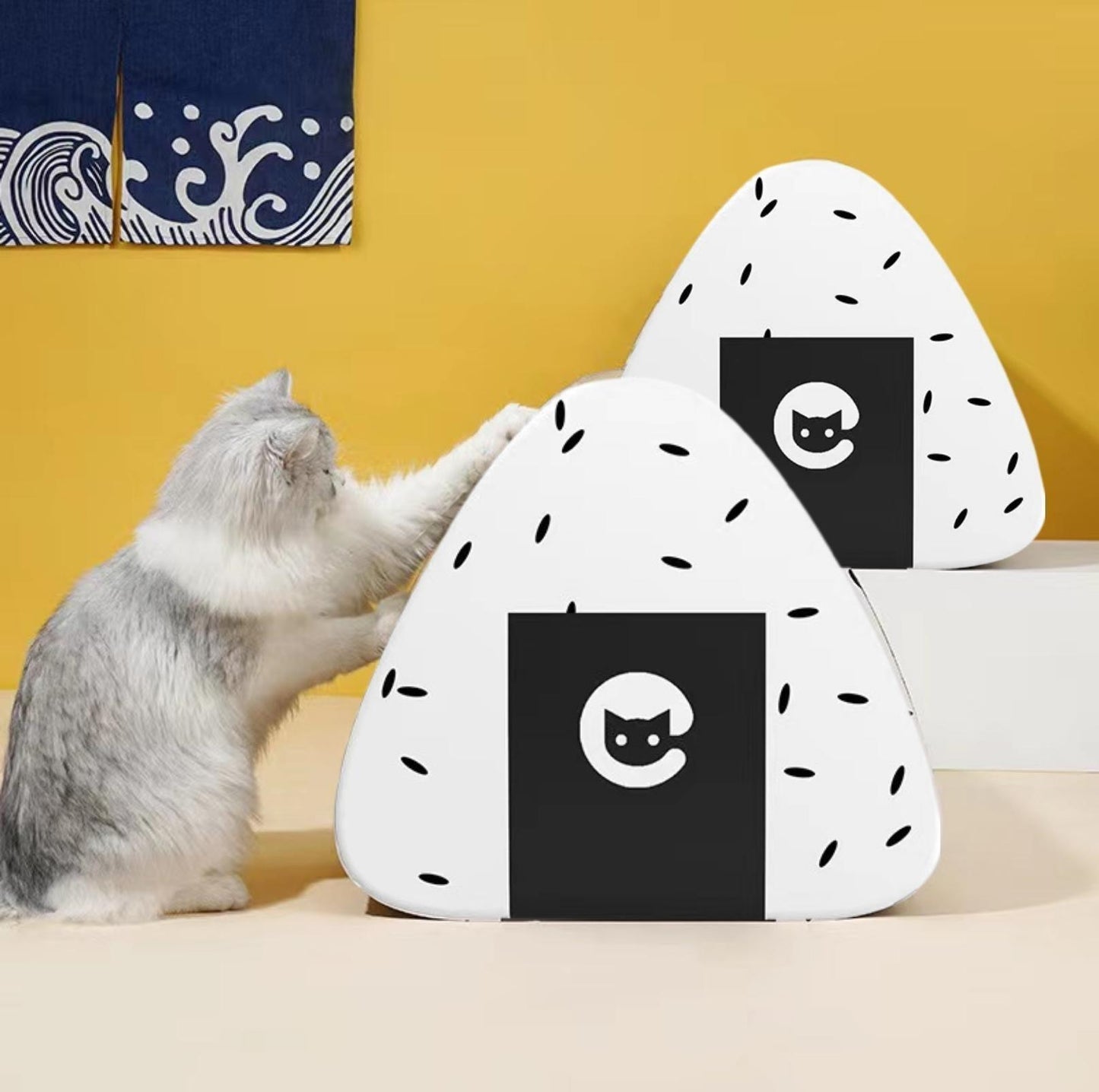 ZeZe Seasame Rice Ball Onigiri 2in1 Scratch House Cat Scratcher - {{product.type}} - PawPawUp