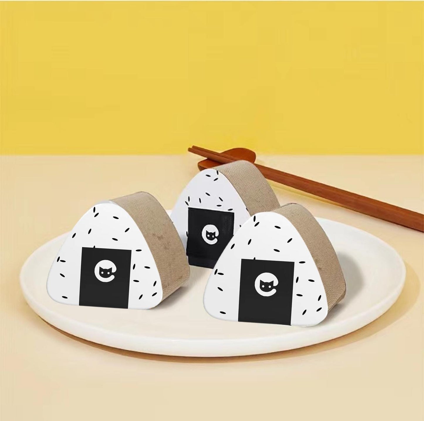 ZeZe Seasame Rice Ball Onigiri 2in1 Scratch House Cat Scratcher - {{product.type}} - PawPawUp