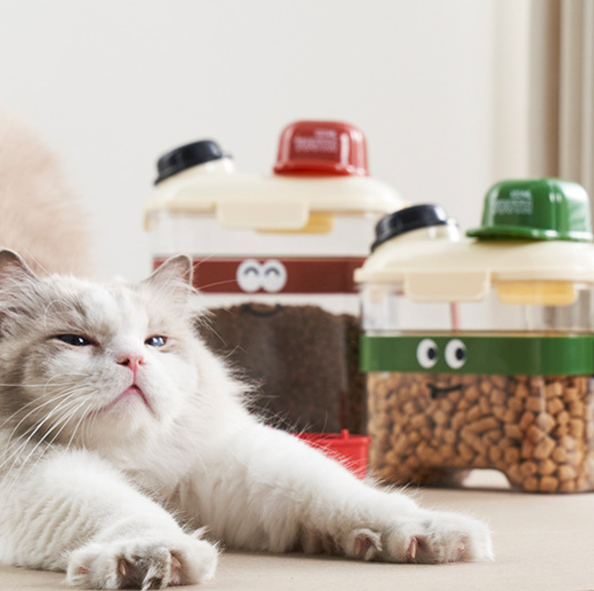 Large Cartoon-Style Sealed Pet Food Container with Measuring Cup - 3.6L