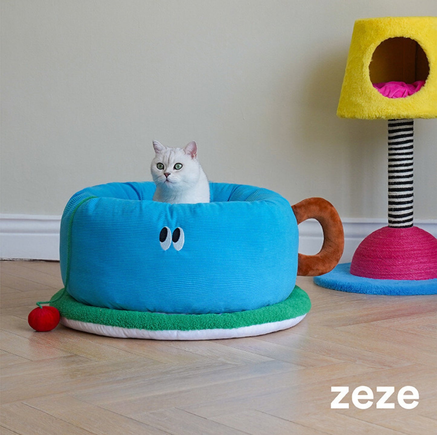 ZeZe Coffee Cup-Styled Deep Sleep Pet Bed