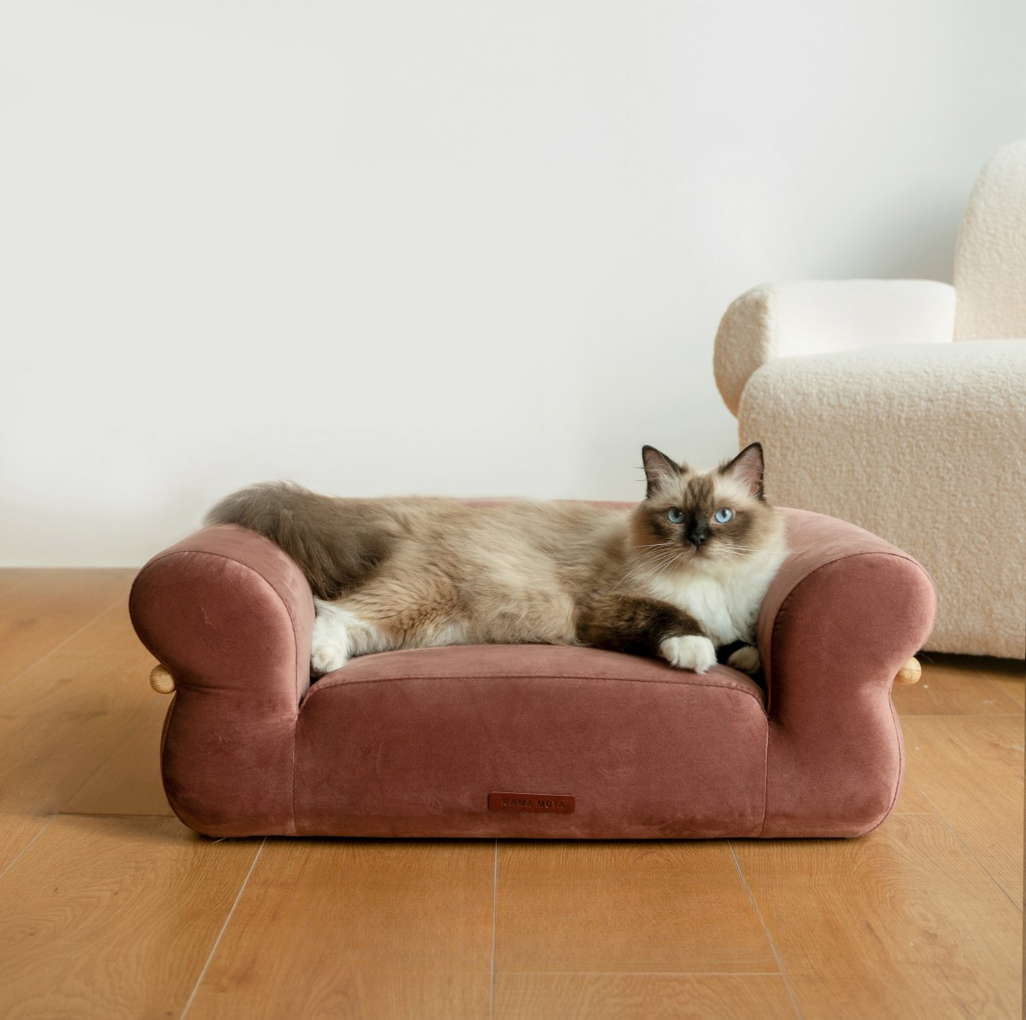 KAMA MUTA Bread Pet Bed - Italian-Inspired Design with Memory Foam and Ash Wood Frame