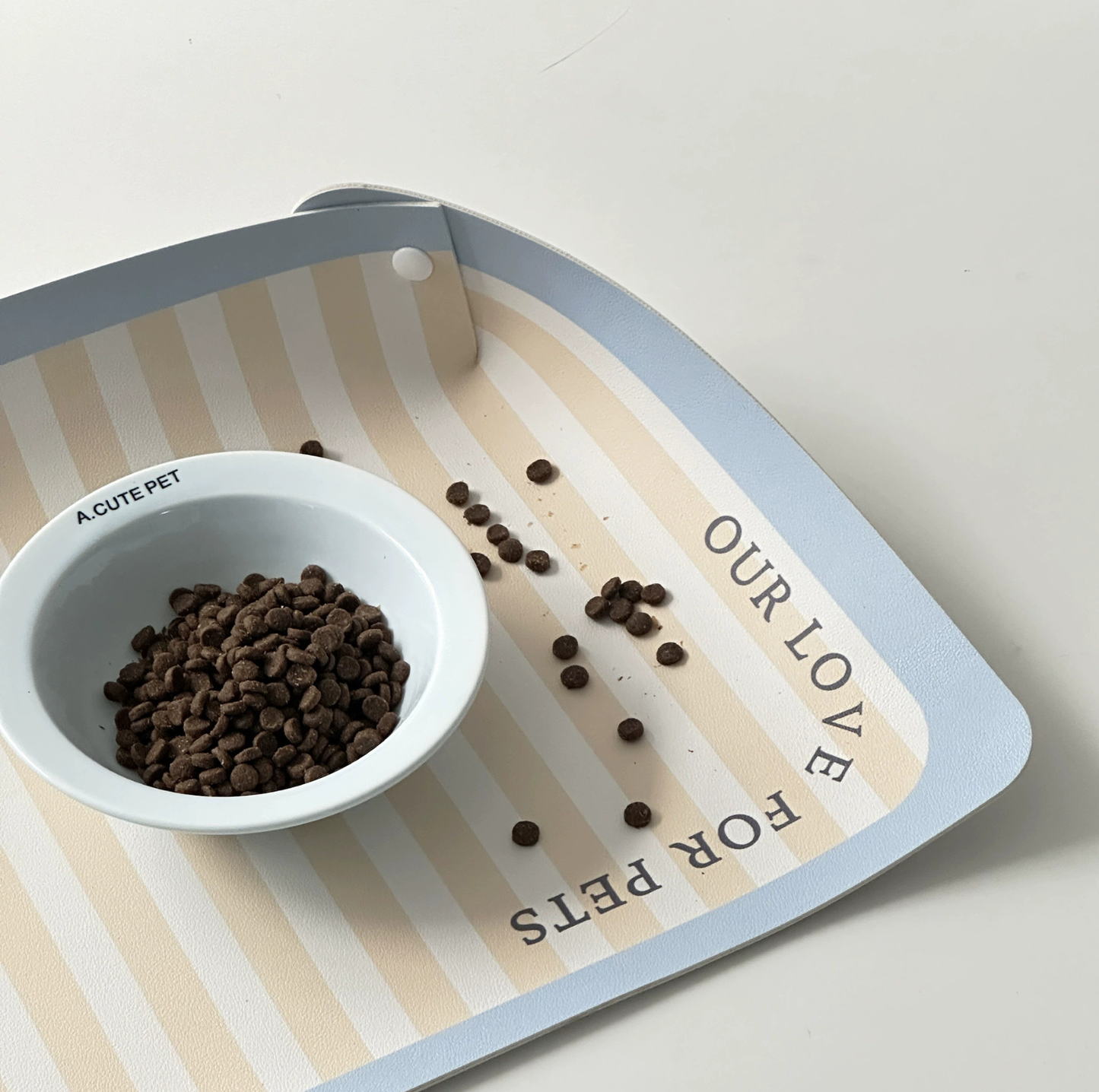 Strip Pattern Foldable PU Pet Feeding Mat