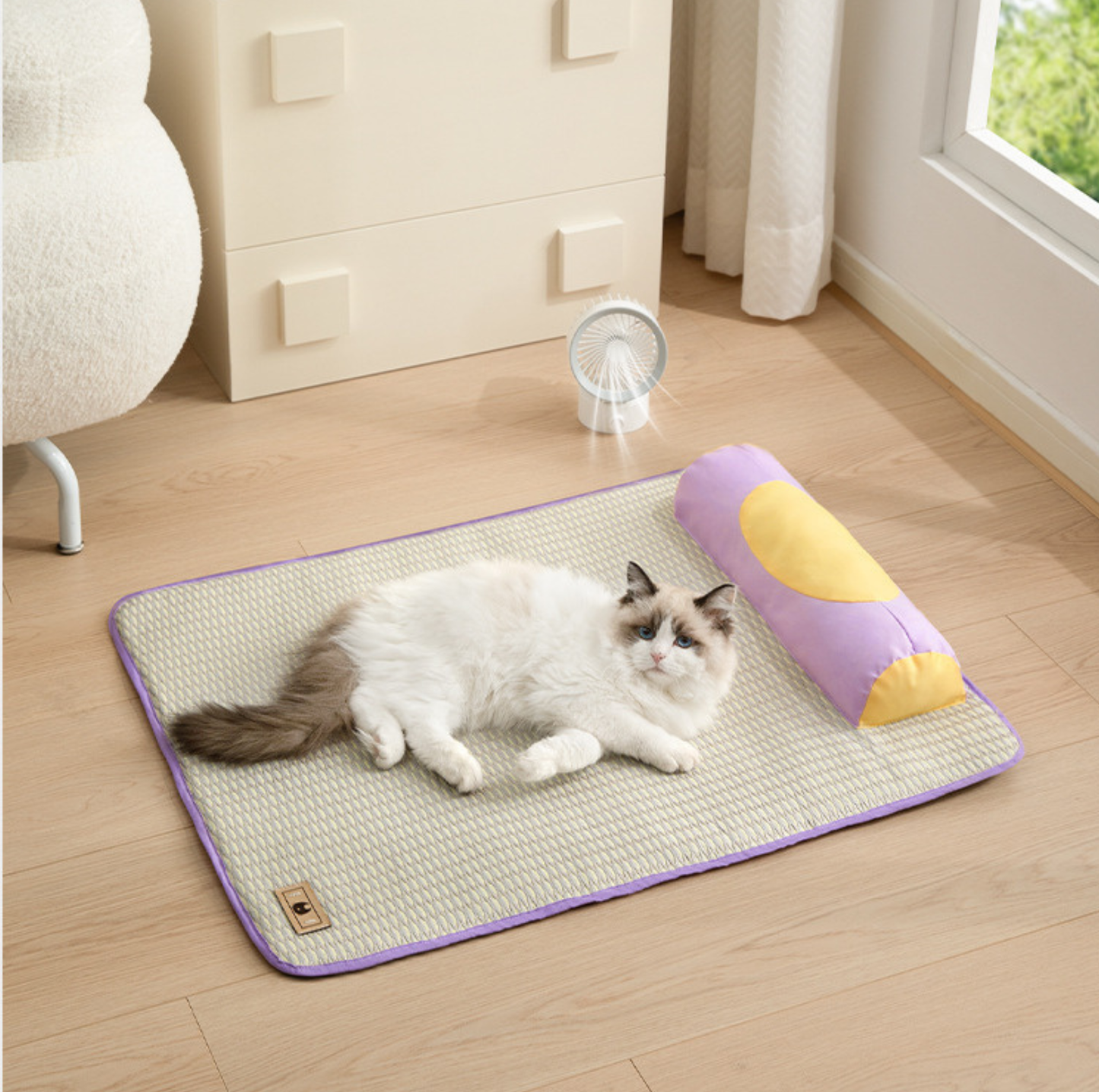 Summer Cool Feeling Pet Mat with Neck Pillow