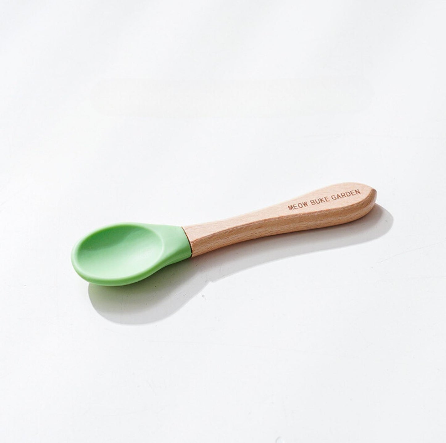 Elegant Baby-Grade Silicone Pet Food Spoon with Wooden Handle