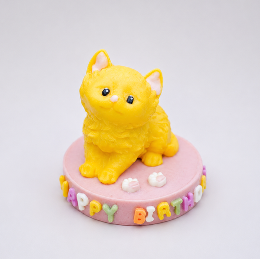 Le Petit Paws: Cat Birthday Cake - Yellow