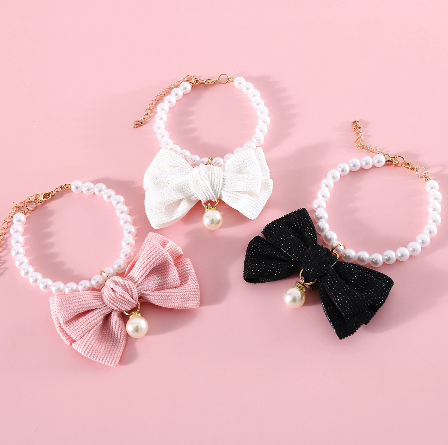 Pearl Bowknot Pet Necklace – For Cats & Small Dogs