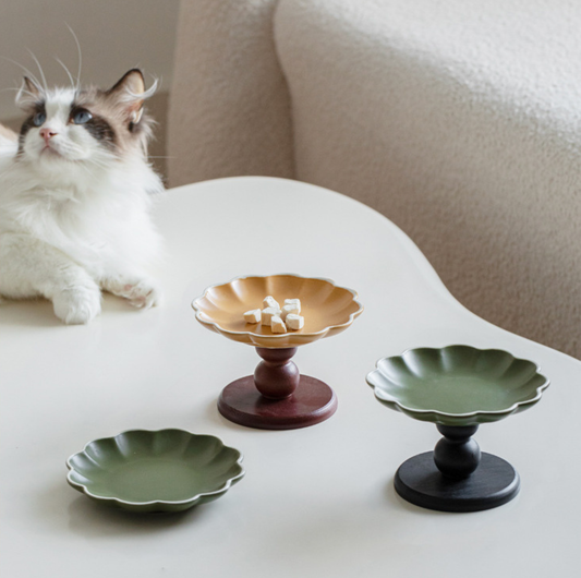 Vintage Petal Ceramic Cat Bowl with Wooden Stand