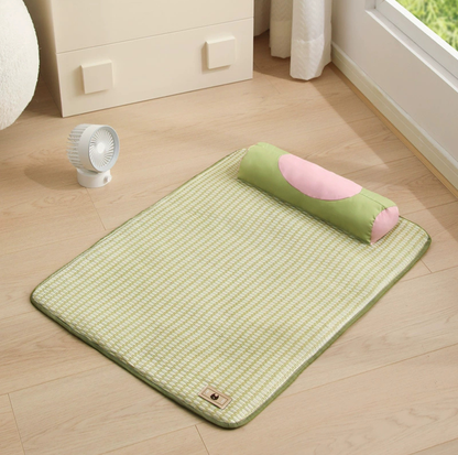 Summer Cool Feeling Pet Mat with Neck Pillow