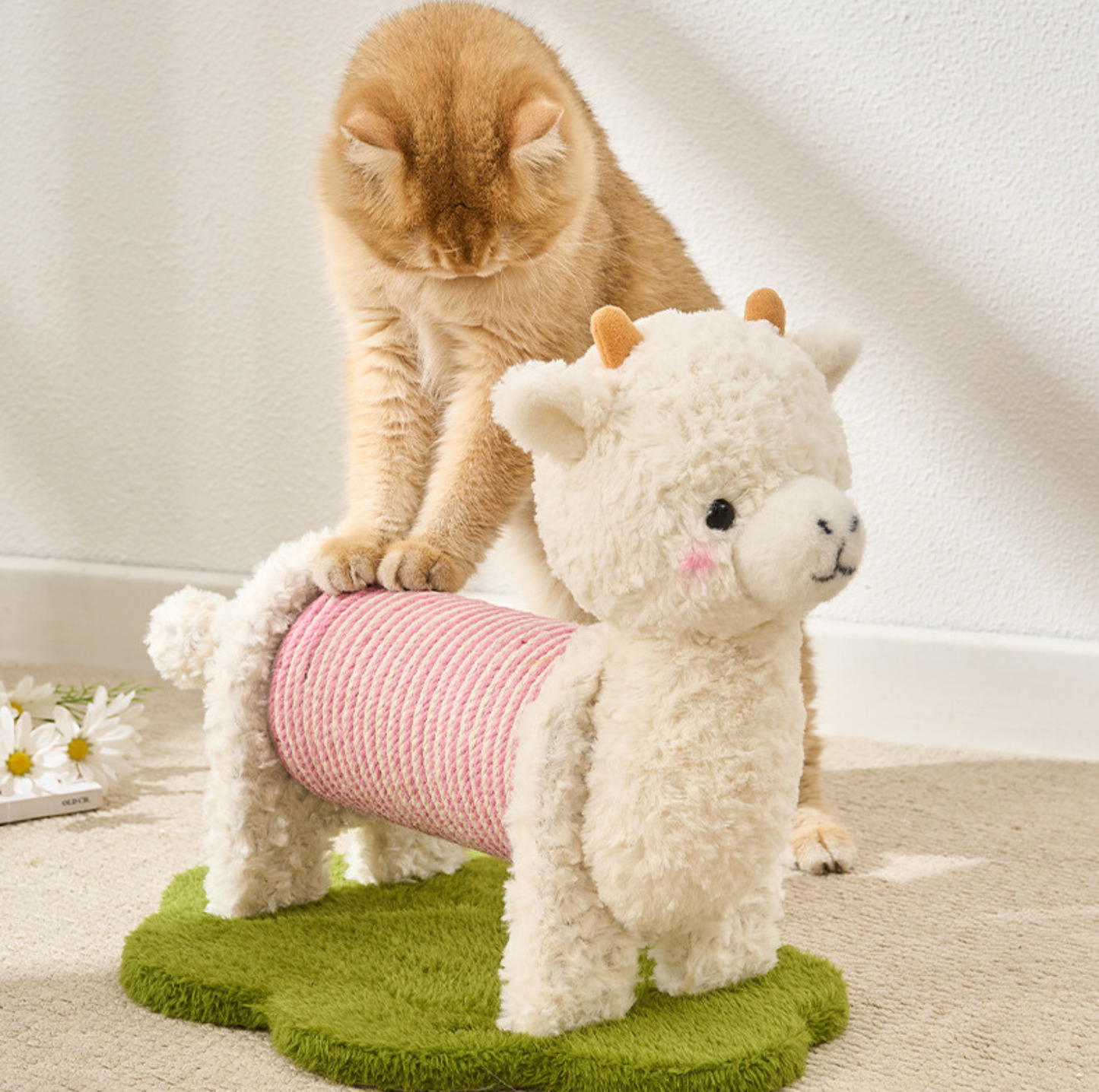Alpaca Rotating Sisal Cat Scratcher Toy