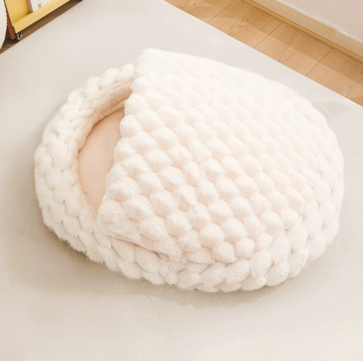 Plush Shell Enclosed Pet Bed with Removable Cushion