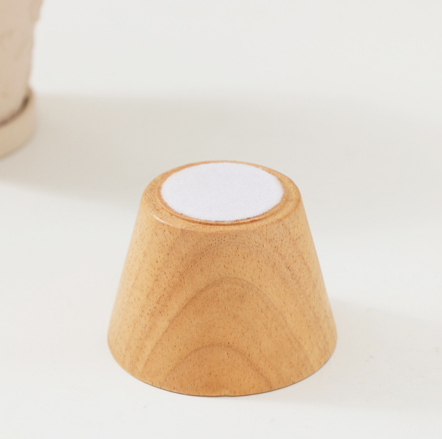 Elevated Round Ceramic Pet Bowl with Oak Base