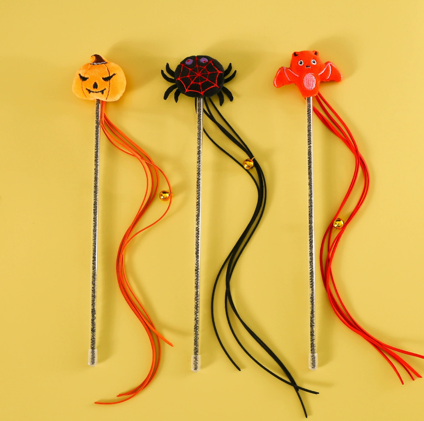 Halloween Cat Teaser Wand Toy – Pumpkin & Spider Plush Designs with Bell and Tassel