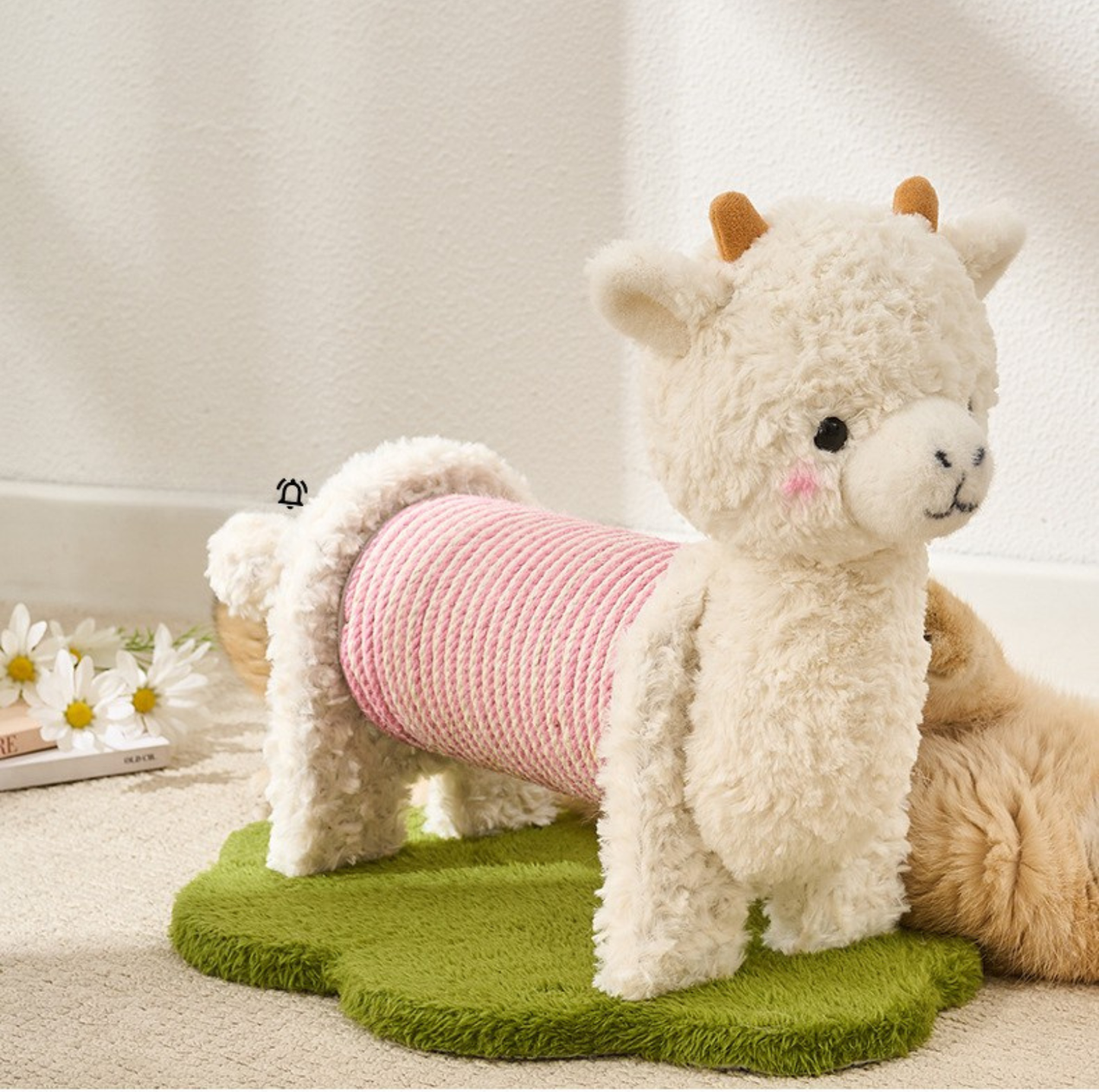 Alpaca Rotating Sisal Cat Scratcher Toy
