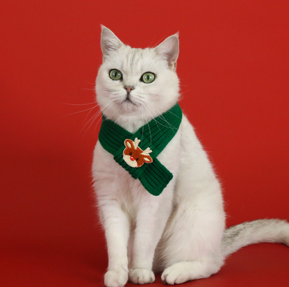 Christmas Plush Pet Scarf & Hat – Lightweight Festive Accessories