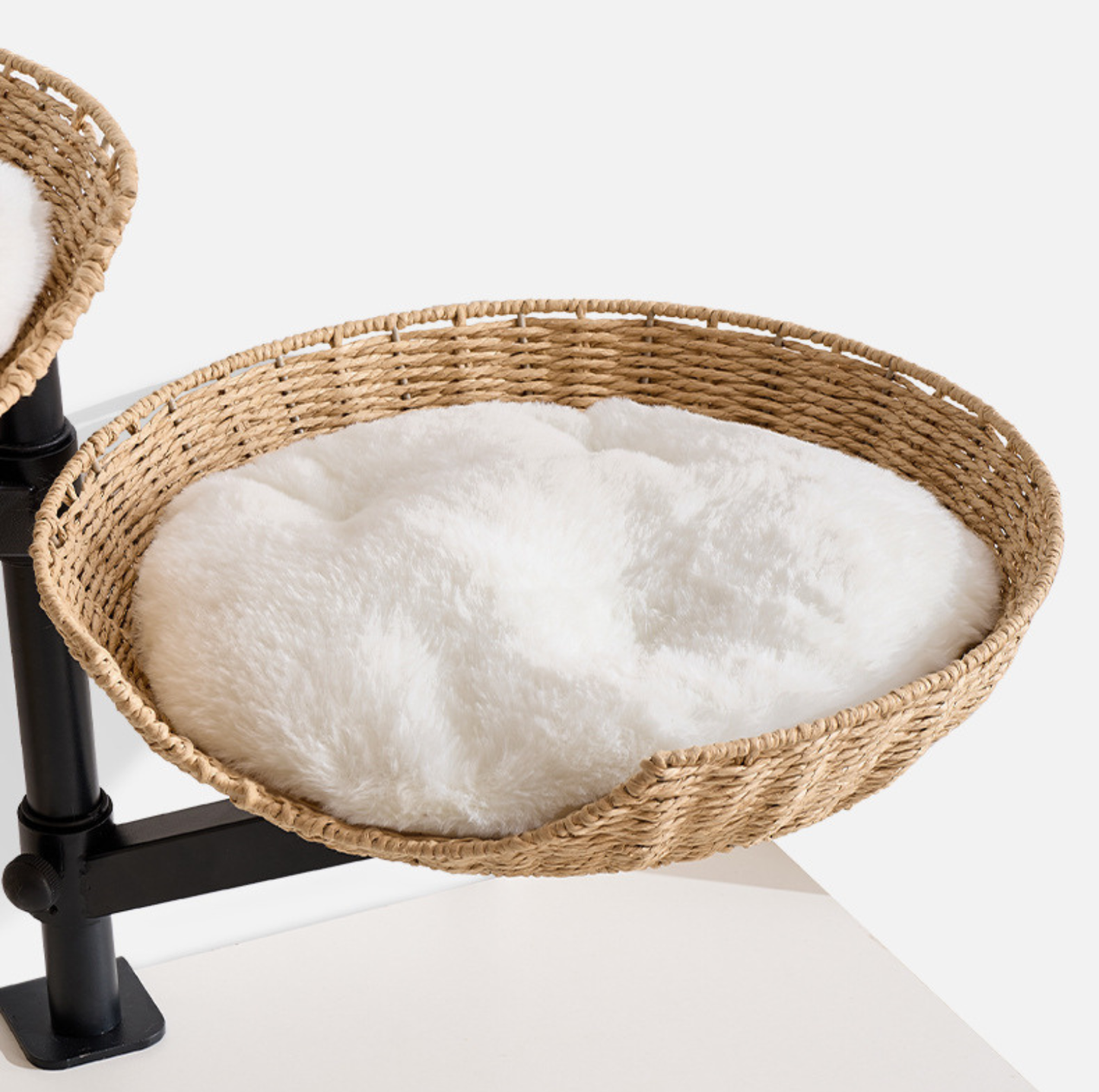 Desk-Mounted Rattan Cat Bed – Space-Saving Elevated Perch for Cats up to 10kg