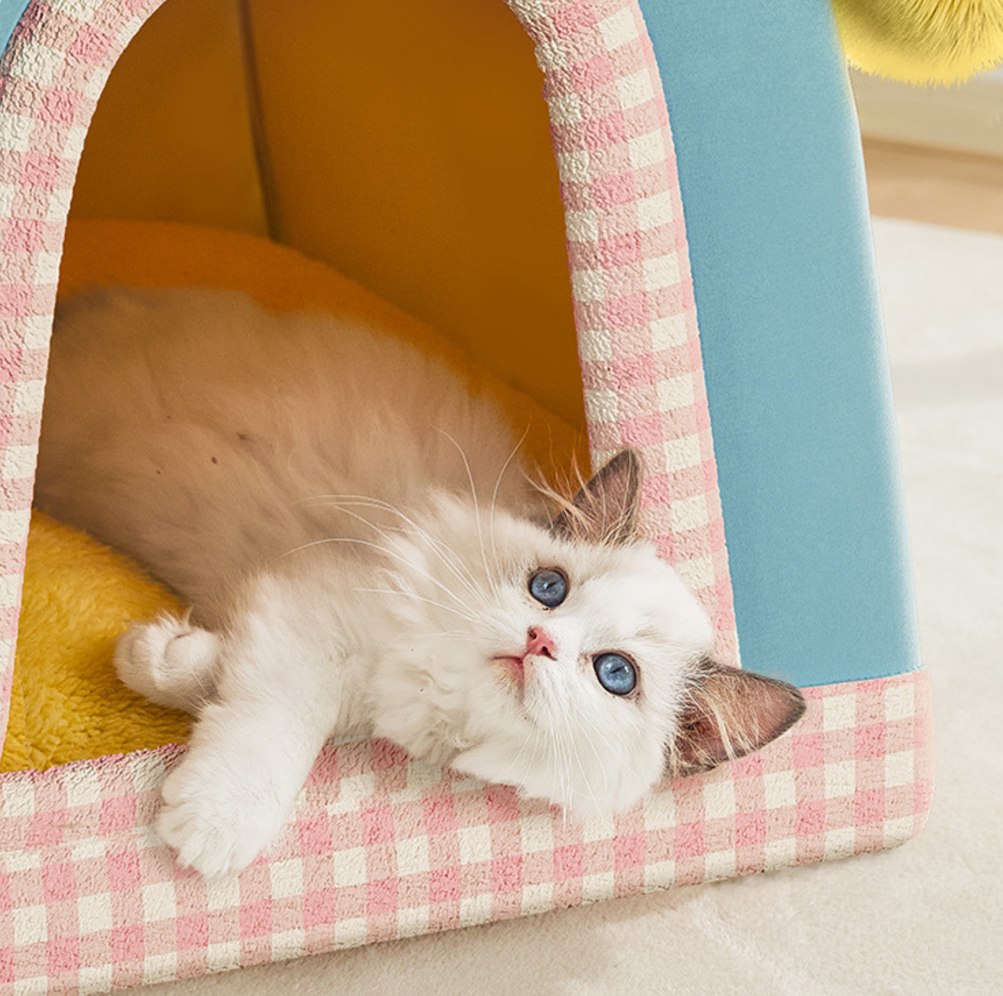 Cottage-Style Soft Pet House