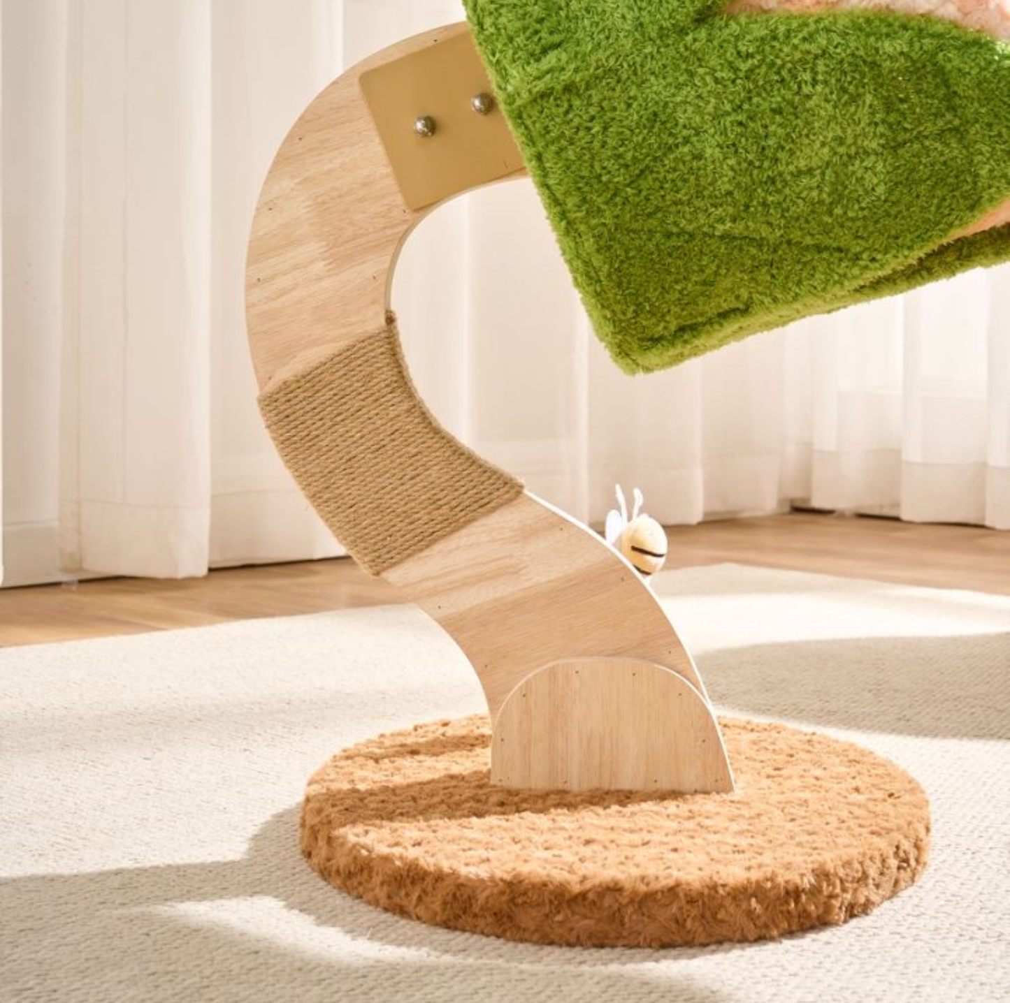 Chomper Bloom Cat Tree with Sisal Scratcher & Spring Toy – Orange