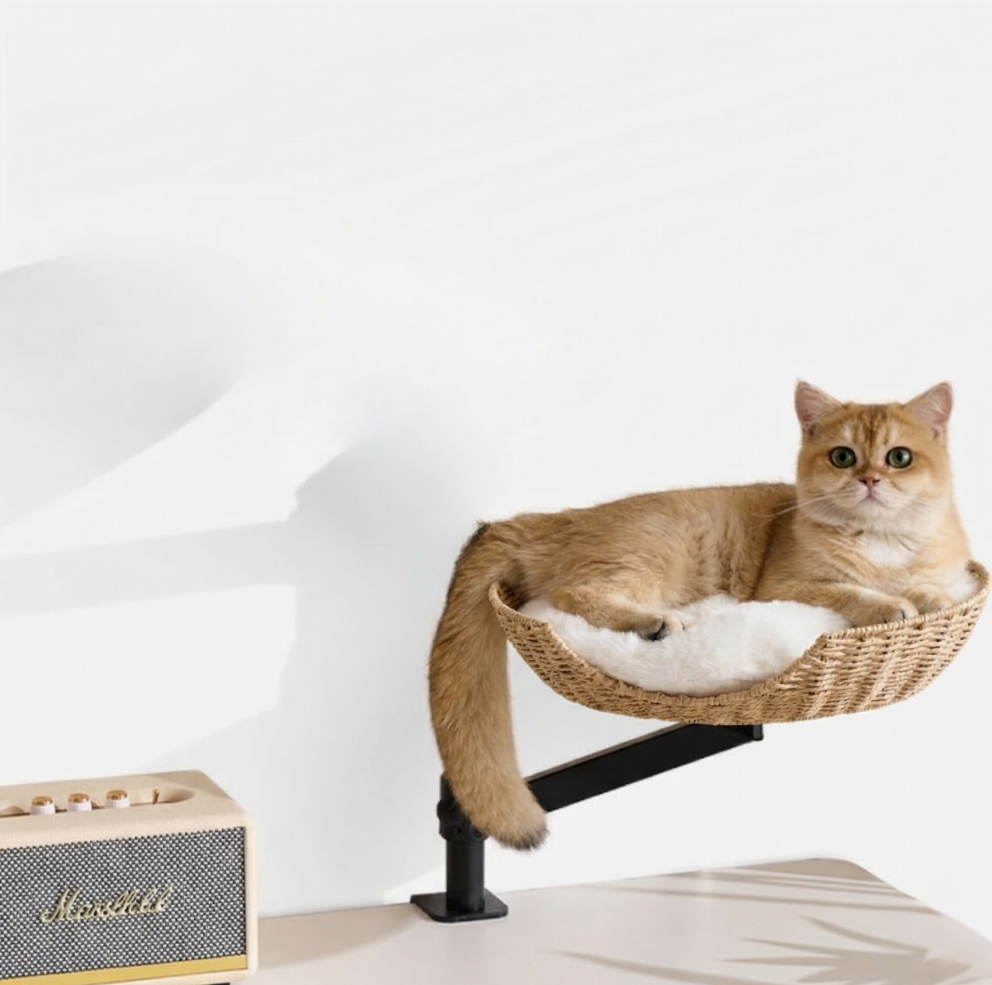 Desk-Mounted Rattan Cat Bed – Space-Saving Elevated Perch for Cats up to 10kg