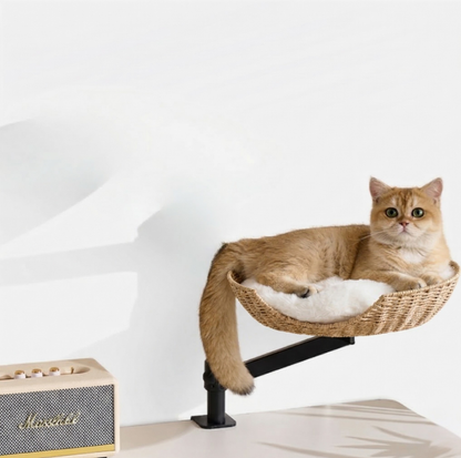 Desk-Mounted Rattan Cat Bed – Space-Saving Elevated Perch for Cats up to 10kg