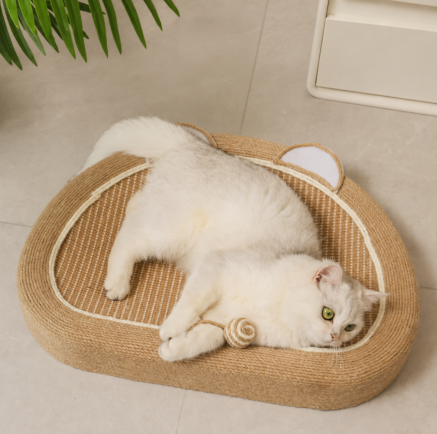 Bear Sisal Cat Scratching Bed