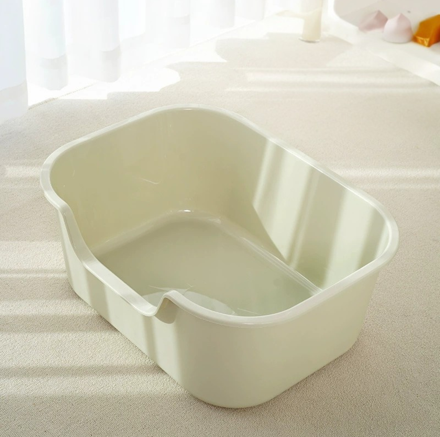 Compact Open Cat Litter Tray with High Sides & Low Entry