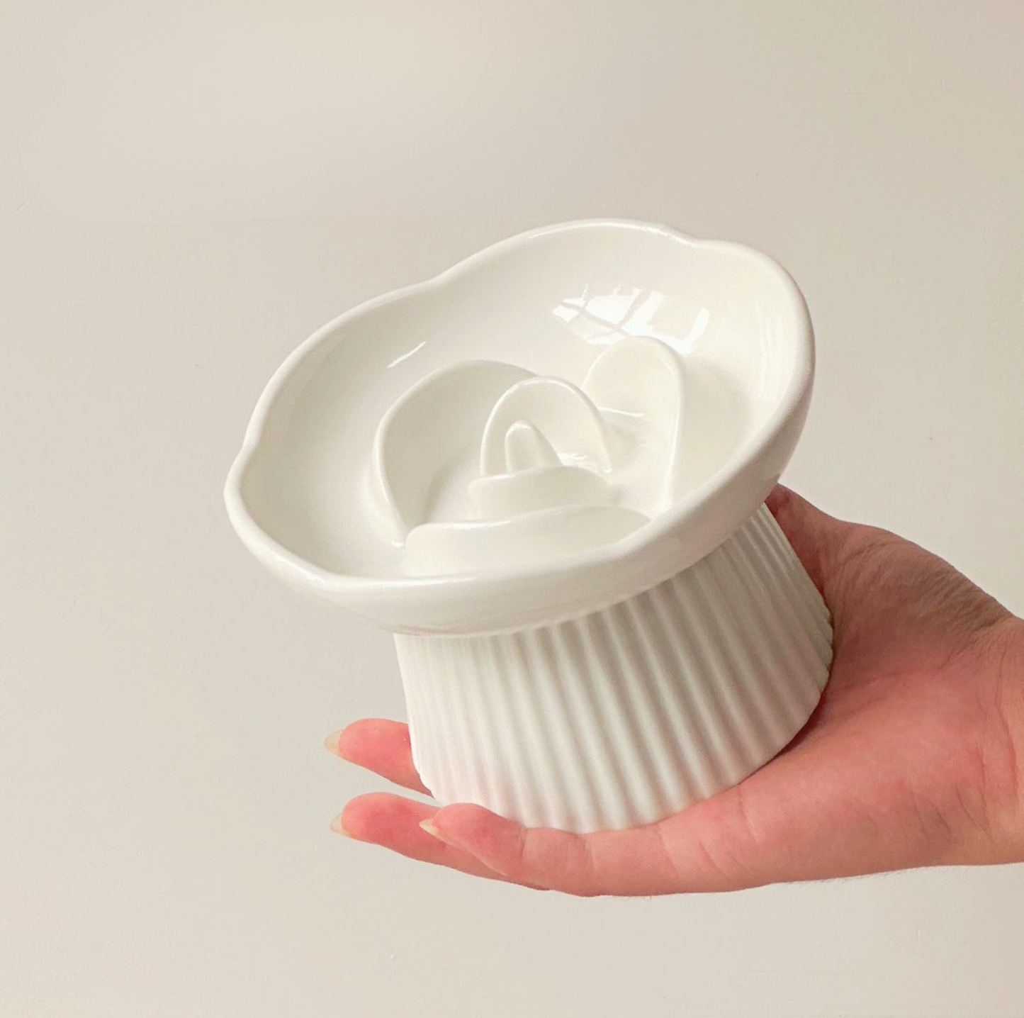 Rose-Styled Elevated Ceramic Pet Slow Feeder