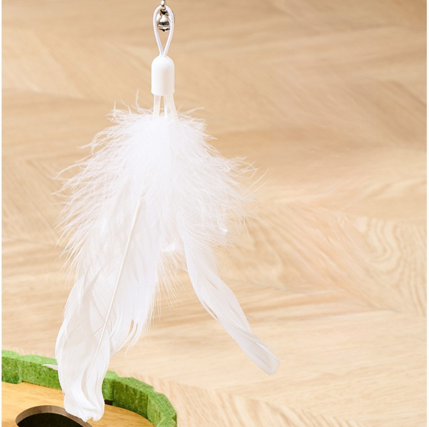 Felt Cat Puzzle Toy with Scratching Pole