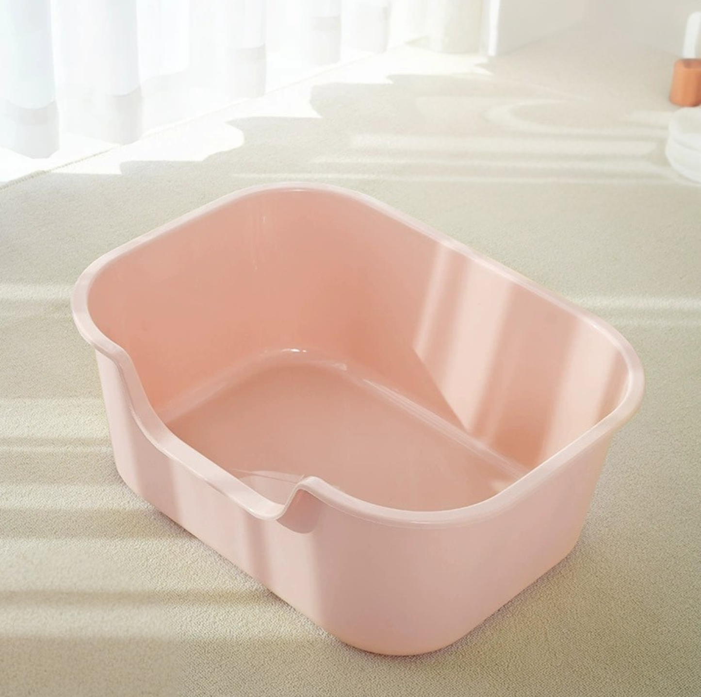 Compact Open Cat Litter Tray with High Sides & Low Entry