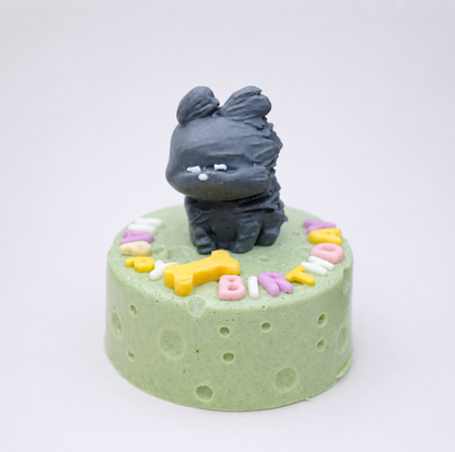 Le Petit Paws: Fluffy Breeze. Dog Birthday Cake - Black