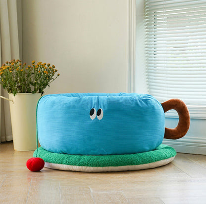 ZeZe Coffee Cup-Styled Deep Sleep Pet Bed