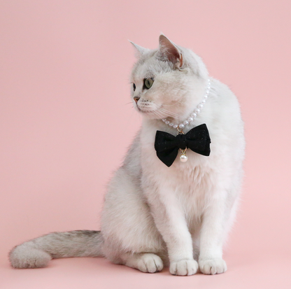 Pearl Bowknot Pet Necklace – For Cats & Small Dogs